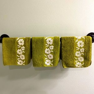 1970’s Vintage Bath Towels